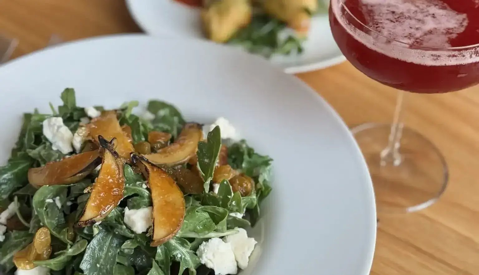 ARUGULA SALAD with apps and drinks-1