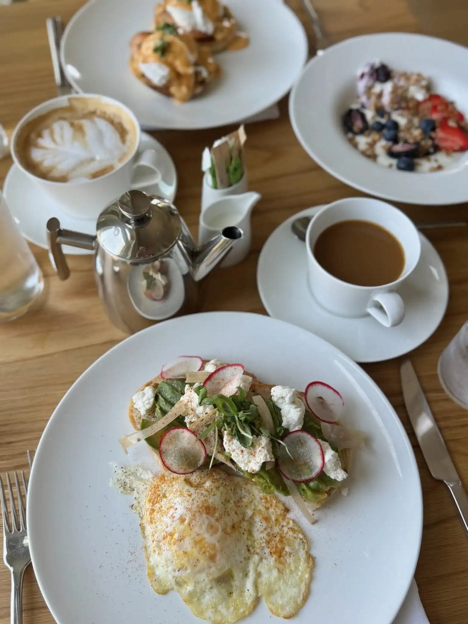 Brunch overhead 4
