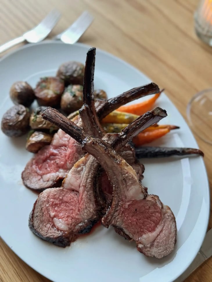 GRILLED LAMB RACK
