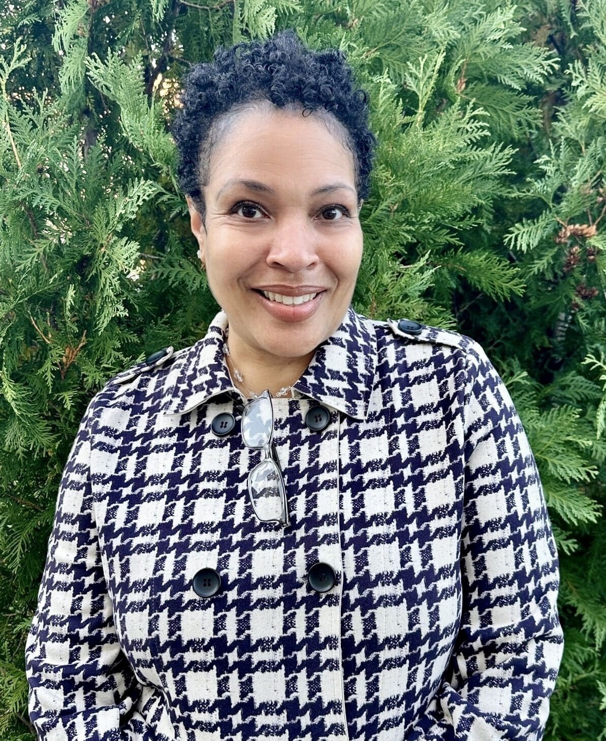 Yvonne Sears Banks Headshot (1)